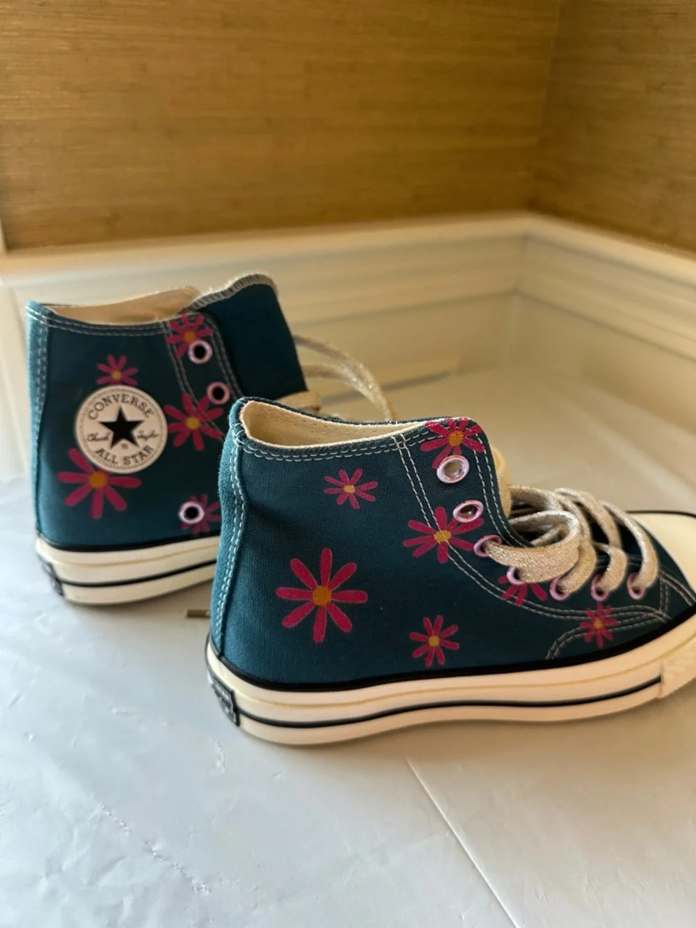 Chuck Taylor - Converse High Top Teal Sneakers w Pink Floral Prints (sz 6 women) - Picture 4 of 9